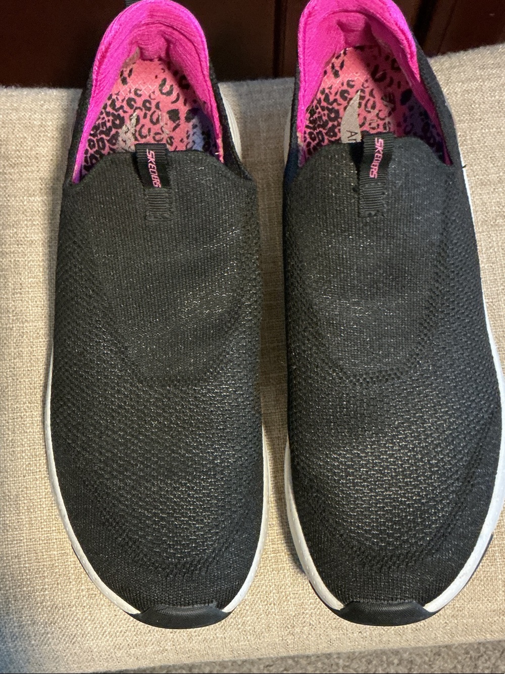 Skechers Air-Cooled Archfit